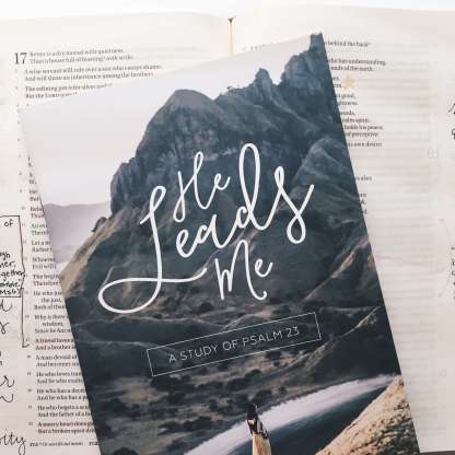 6 Bible study tools for every Christian teen girl!